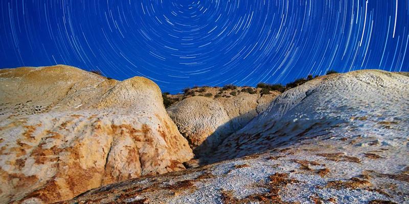 云游戏VS传统PC游戏：谁将主宰你的游戏时光？深度解析技术瓶颈与未来选择